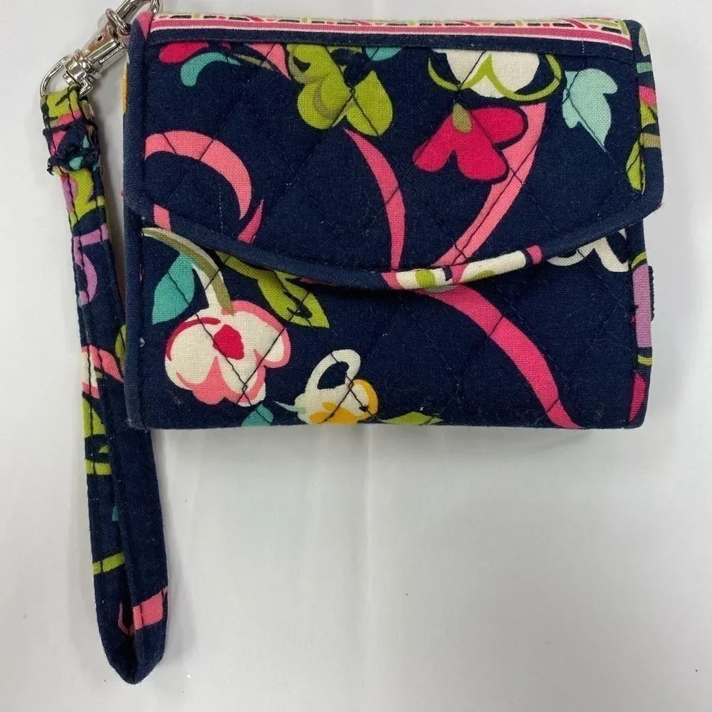 VERA Bradley‎ floral compact wallet wristlet